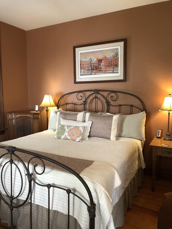 Weller Haus Bed, Breakfast & Event Center Bed & Breakfast Bellevue Exterior photo